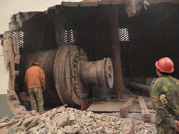 20米管道搬遷拖拉就位